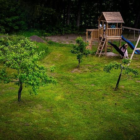 Pinska Guesthouse Cozy Apartment Вильянди Экстерьер фото